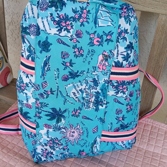 Lilly Pulitzer Overnight Duffle Amalfi Blue Lilly's Roadtrip EUC - Picture 6 of 17
